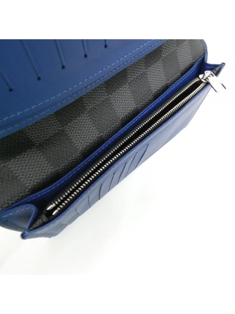 Louis Vuitton Damier Graphite Portefeuille Brazza Wallet